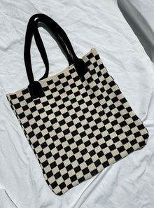  Checkered Pattern Tote Bag