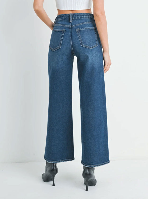 JBDovertheboothighrisewidelegjeans