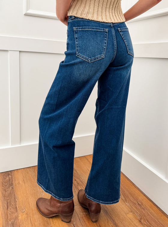 JBDovertheboothighrisewidelegjeans