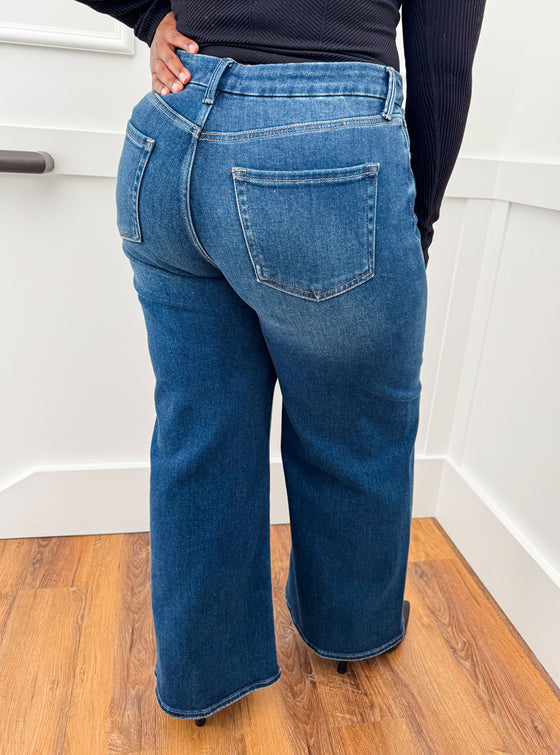 JBDovertheboothighrisewidelegjeans