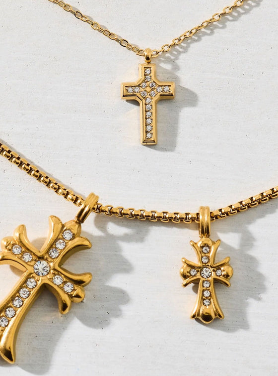 Ella Vail Wyatt Mini Cross Pendant Necklace