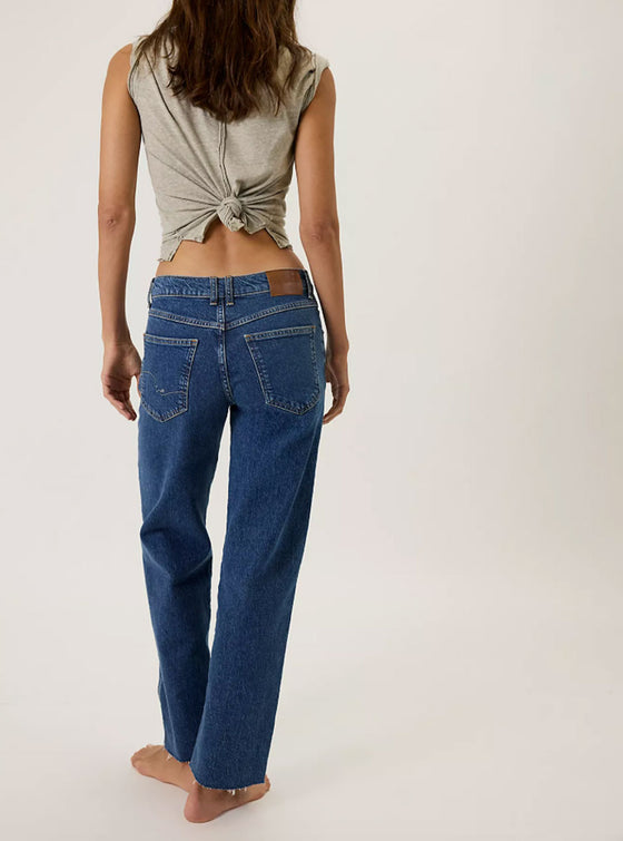 freepepeoplerisktakermid-risestraightjeans