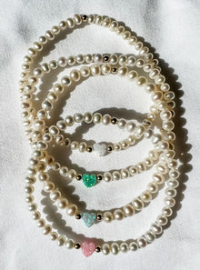  Bara Boheme Heart Charm Elastic Pearl Bracelet in 4 Colors