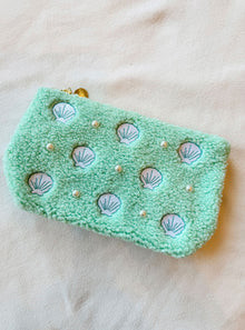  Seashells And Pearls Pouch