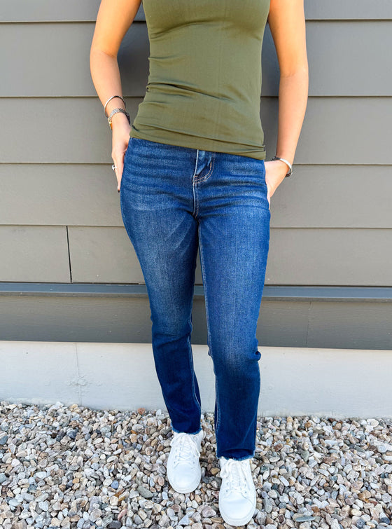 vervetleonasuperhighriseslimstraightjeans.